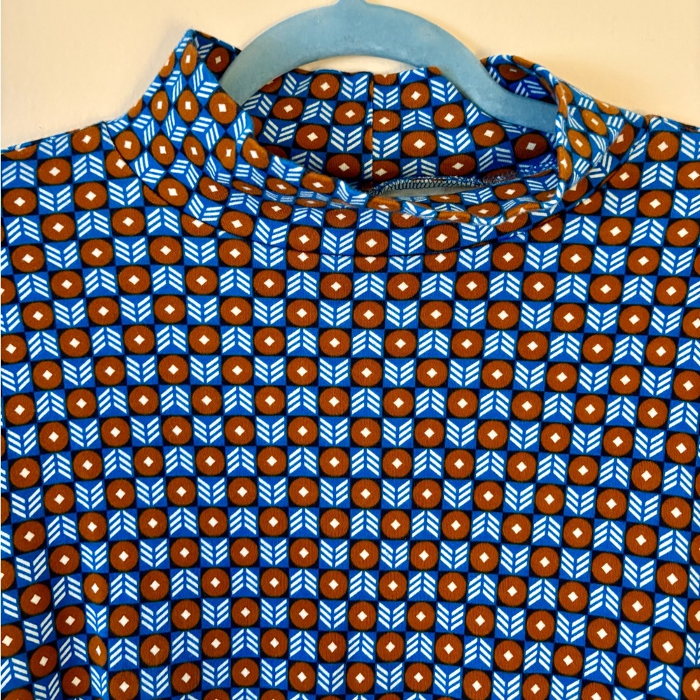 Women’s shirt